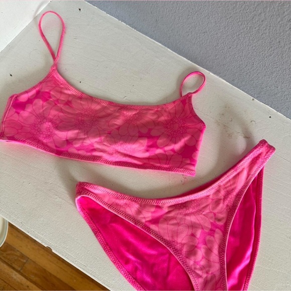 Triangl Floral Pink Bikini Set - Picture 2 of 2